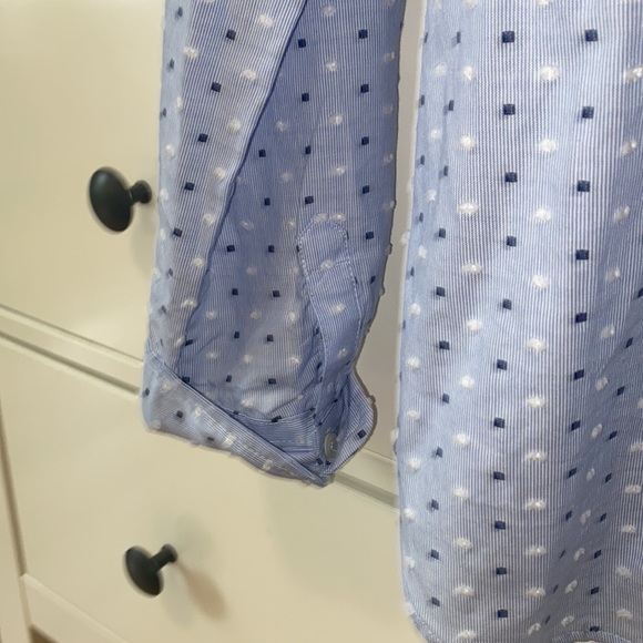 TALBOTS women’s button down - Picture 3 of 4